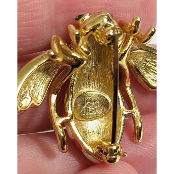 Joan Rivers Patriotic God Bless America Bee Pin Brooch Red White Blue USA Bow - Picture 9 of 11